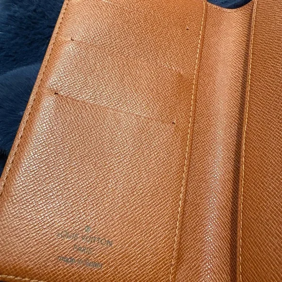Louis Vuitton Vintage Tan Leather Wallet/ Cardholder - Picture 9 of 14